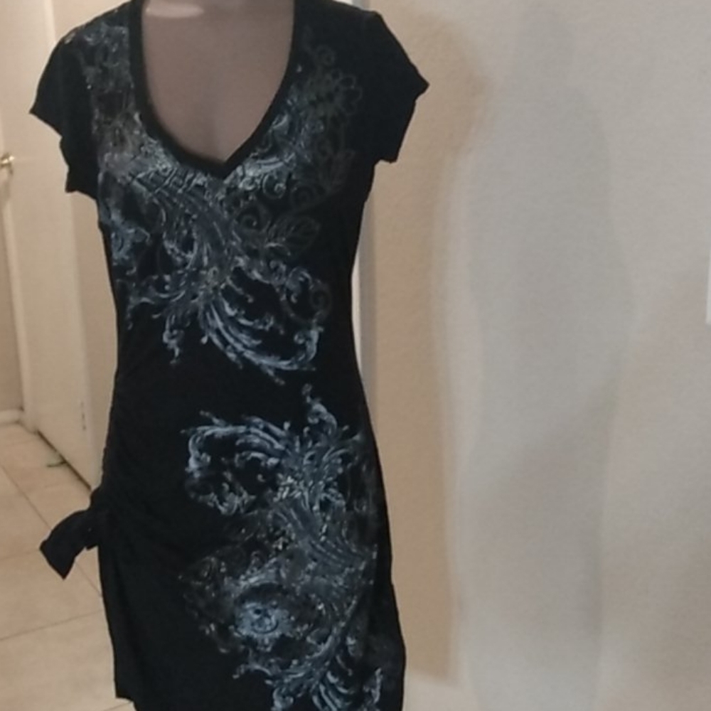 Dress - Picture 4 of 4